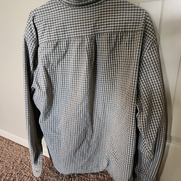 Men's dress shirt - Picture 2 of 3